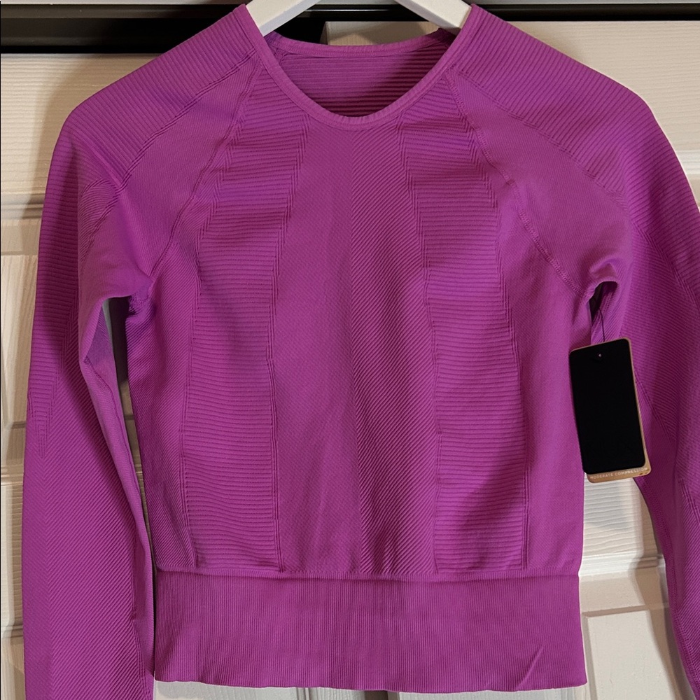 NUX One By One Vibrant Pink Women's Compression Performance Crop Top Medium